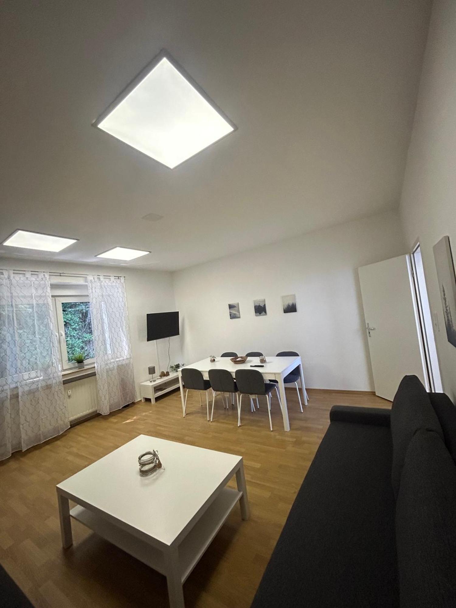 Gemuetliche Ferienwohnung - Voll Ausgestattet, Zentral Aber Ruhig ! Wuppertal Esterno foto