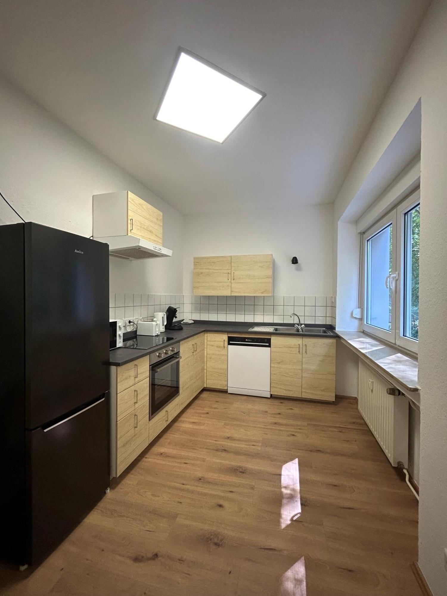 Gemuetliche Ferienwohnung - Voll Ausgestattet, Zentral Aber Ruhig ! Wuppertal Esterno foto