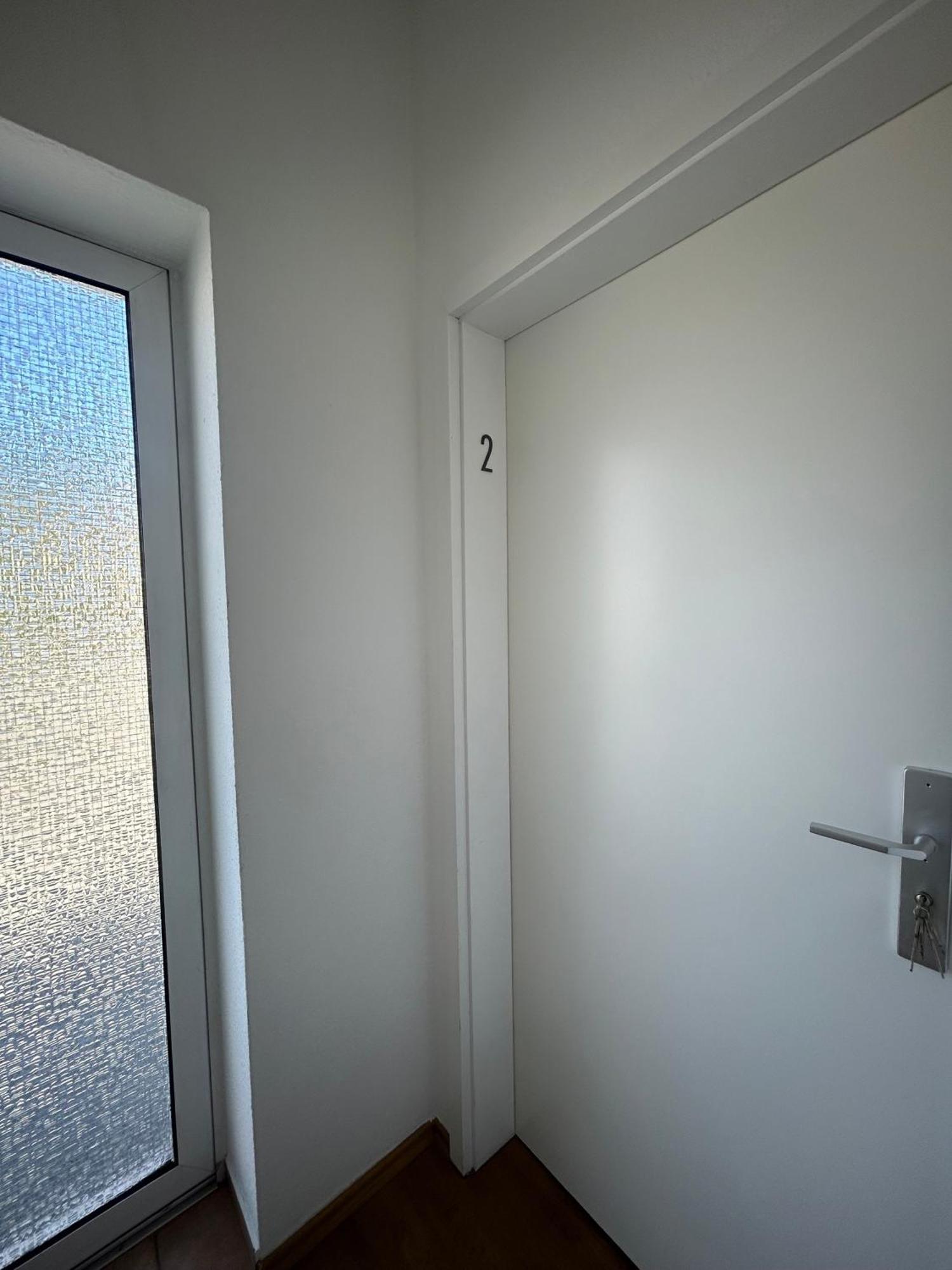 Gemuetliche Ferienwohnung - Voll Ausgestattet, Zentral Aber Ruhig ! Wuppertal Esterno foto