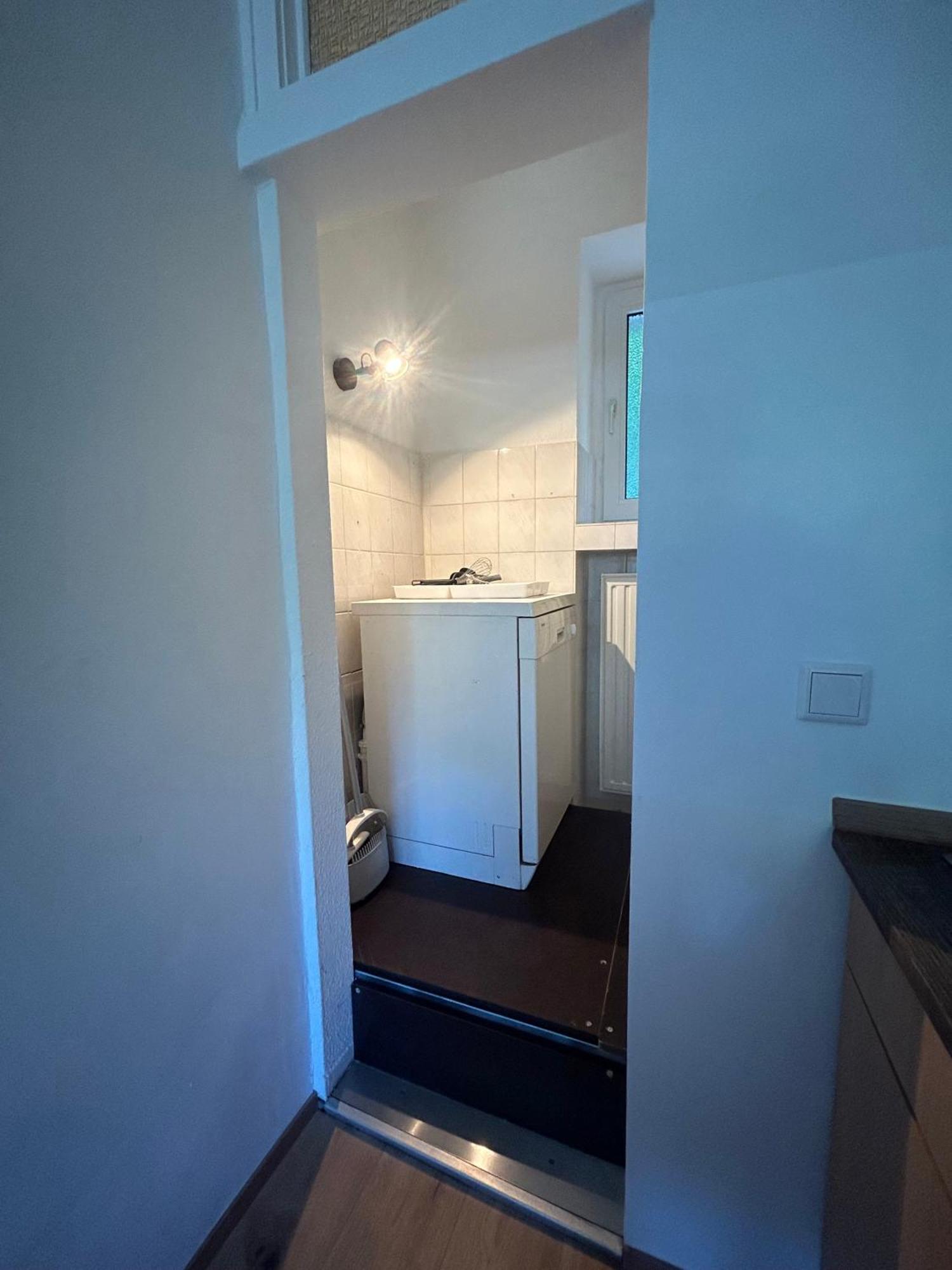 Gemuetliche Ferienwohnung - Voll Ausgestattet, Zentral Aber Ruhig ! Wuppertal Esterno foto